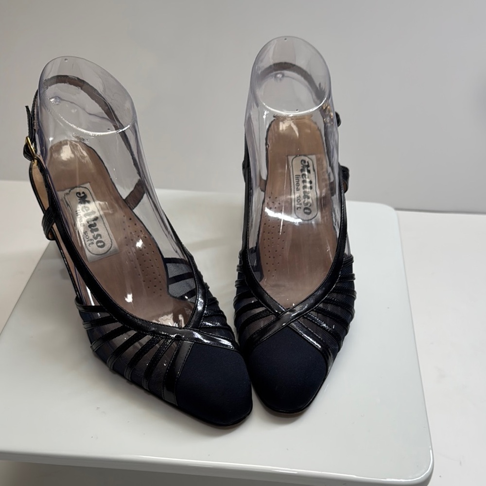 Melluso "linea soft" Dark Navy Leather Strappy Heels